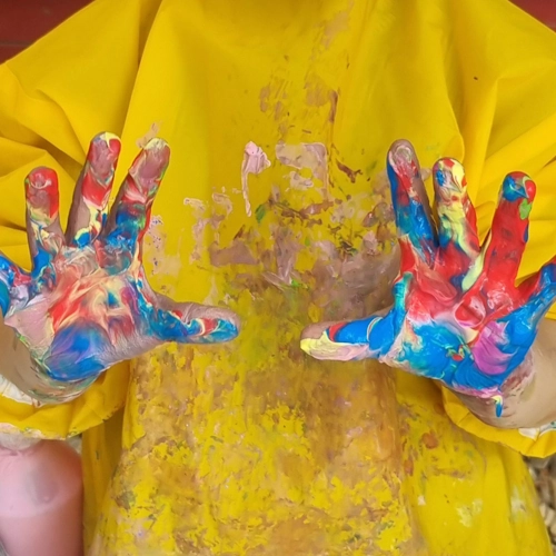 Fingerfarben (Foto: Spatz & Bengel)